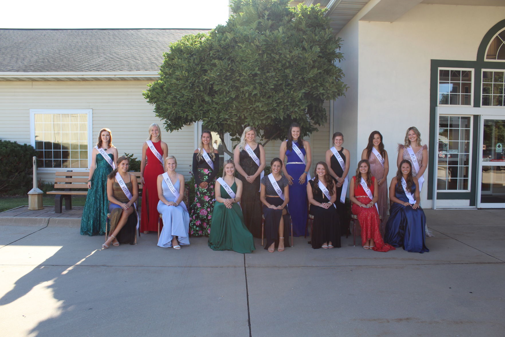 16 queen candidates compete for Dyersville Tournament's crown